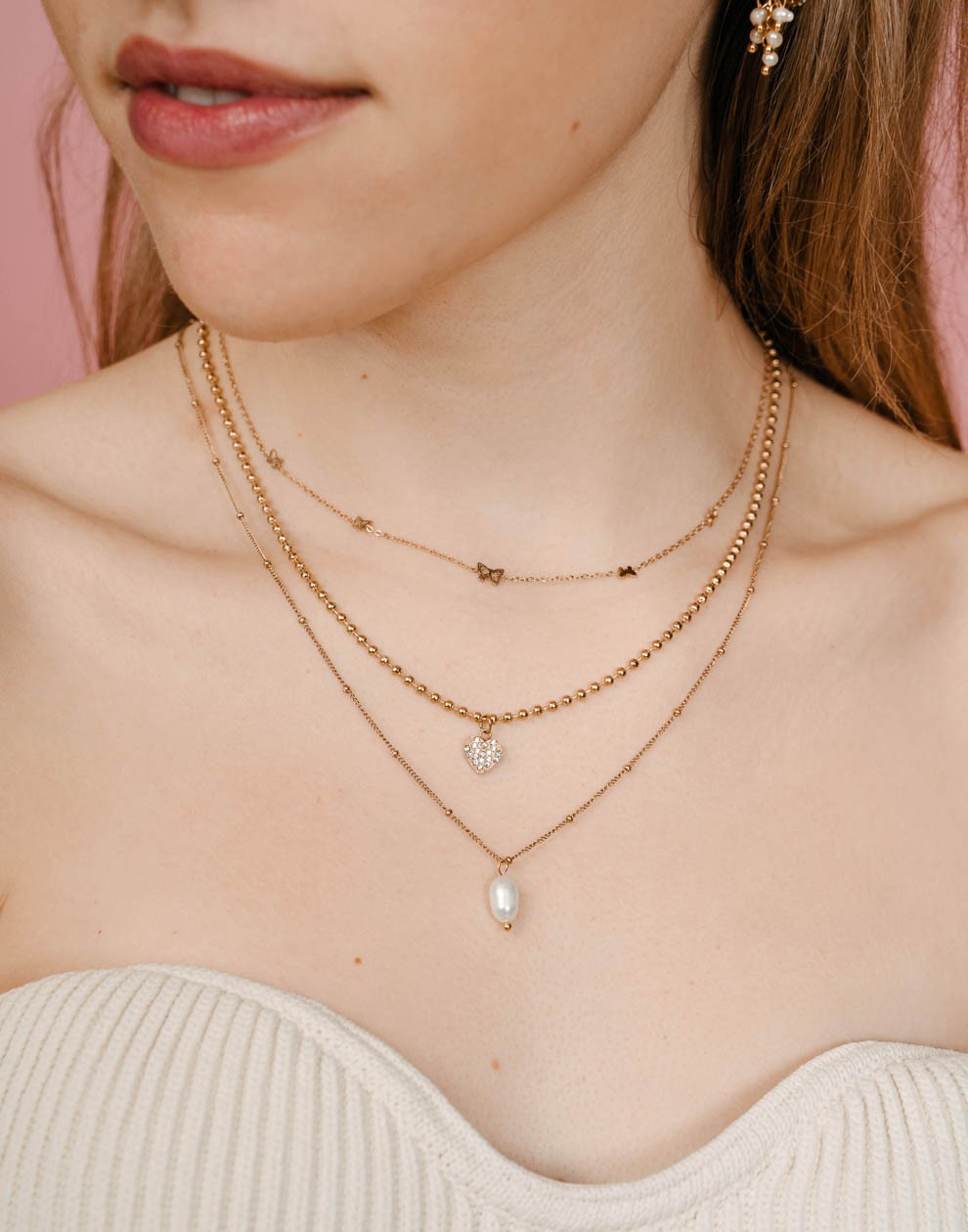 Bolletjes ketting met strass hartje goudkleurig