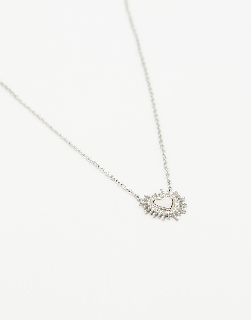 ketting hartje schelp zilverkleurig
