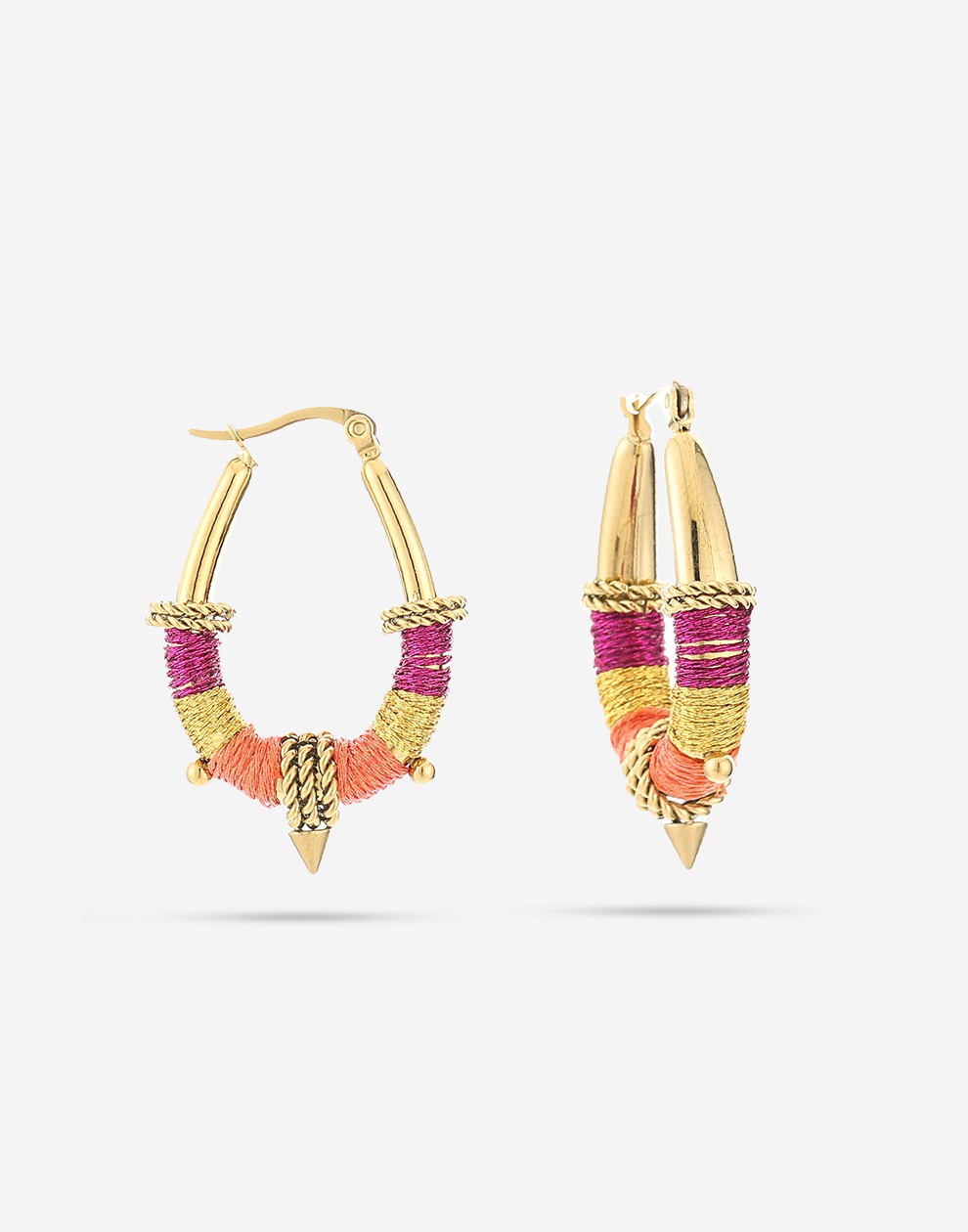 Oorringen Boho gekleurd fuchia touw