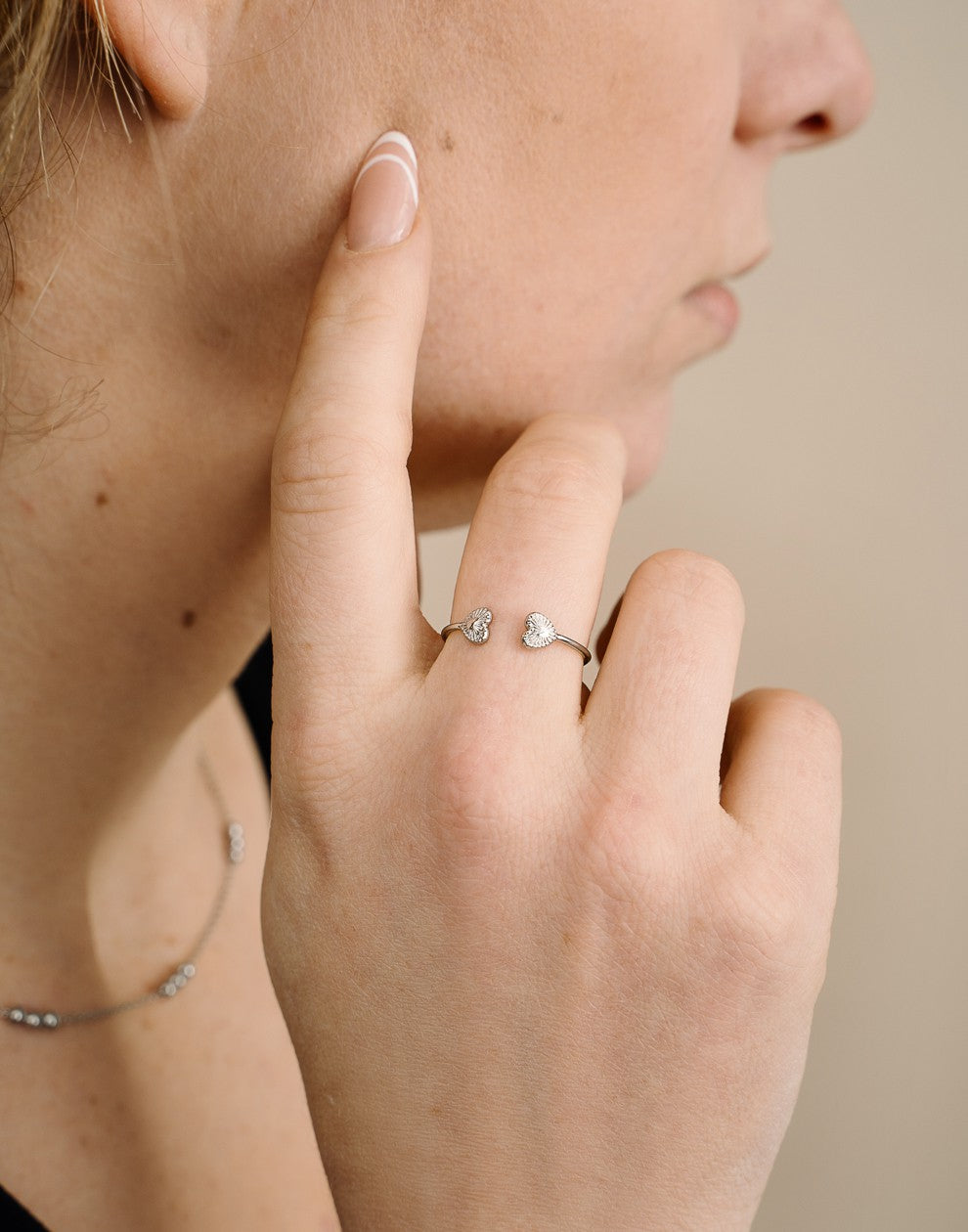 ring dubbel vintage hartjes zilverkleurig