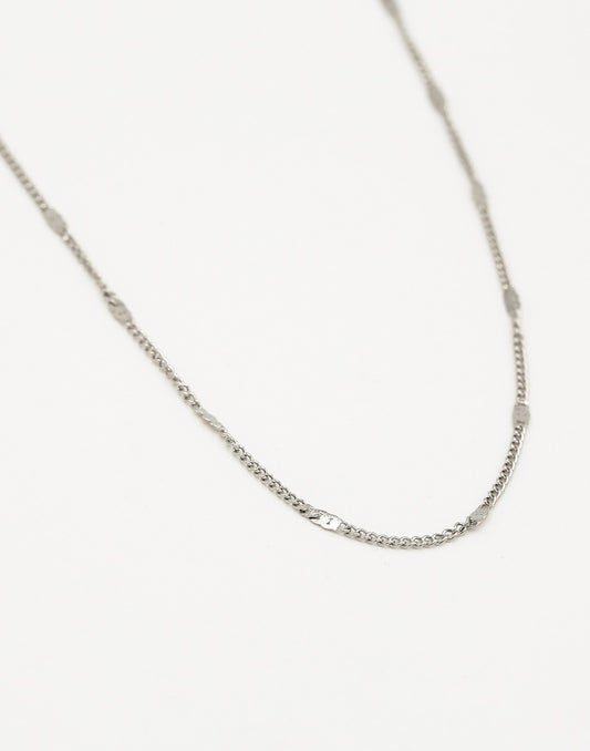 Ketting zilverkleurig geslagen fijn