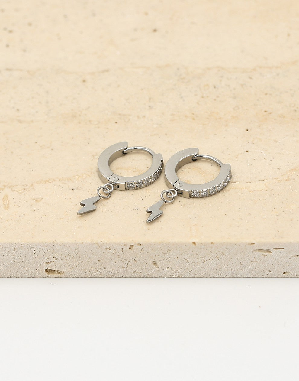 Creool strass met bliksem zilverkleurig