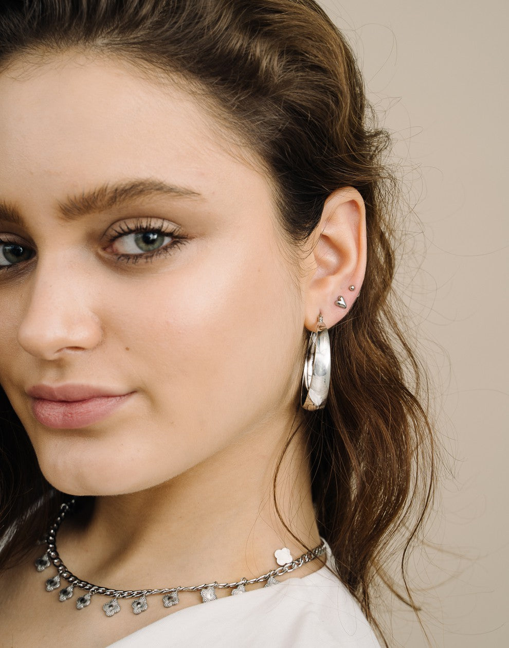 studs speels hartje zilverkleurig