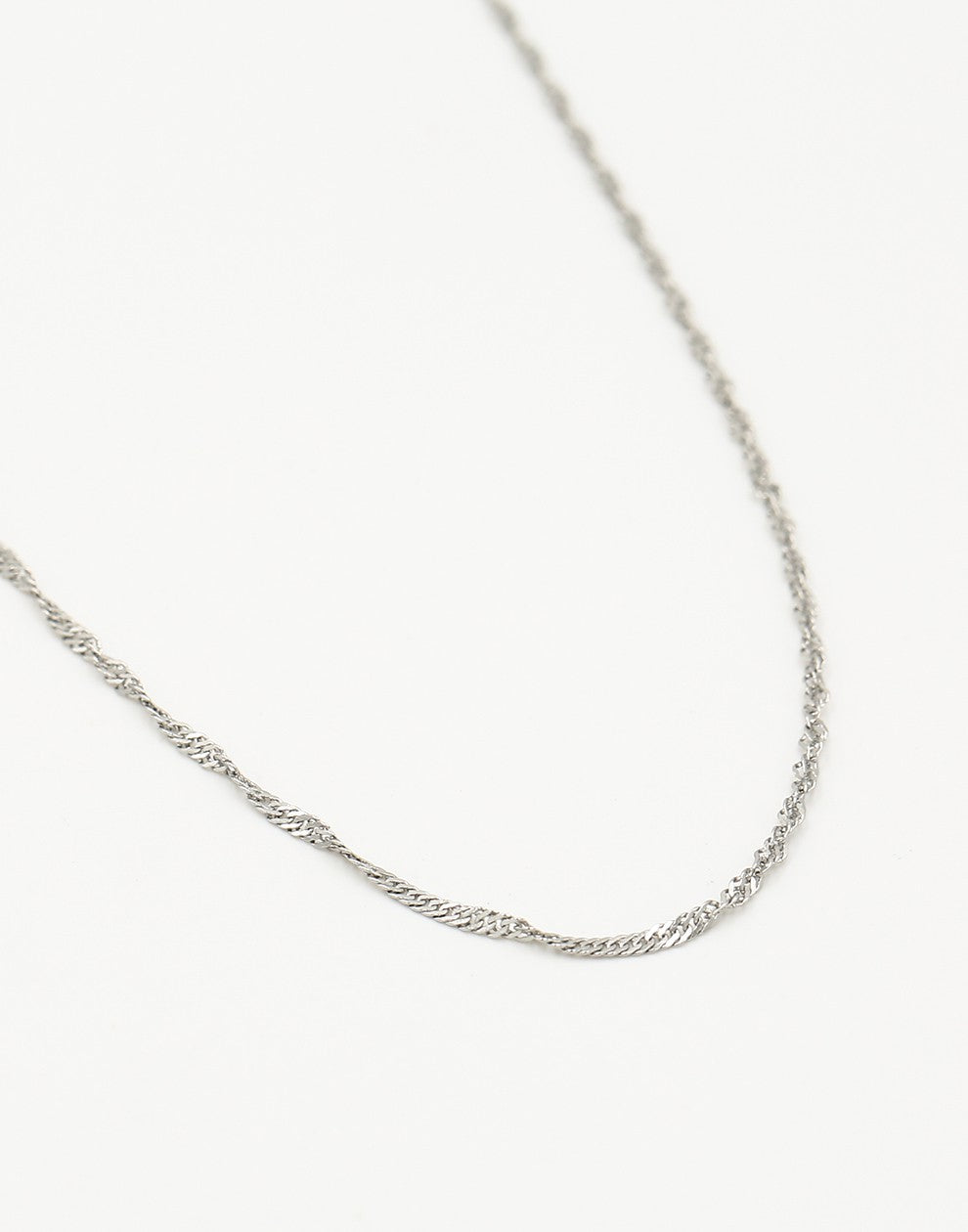 Fijn gedraaide schakelketting 45cm lang zilverkleurig