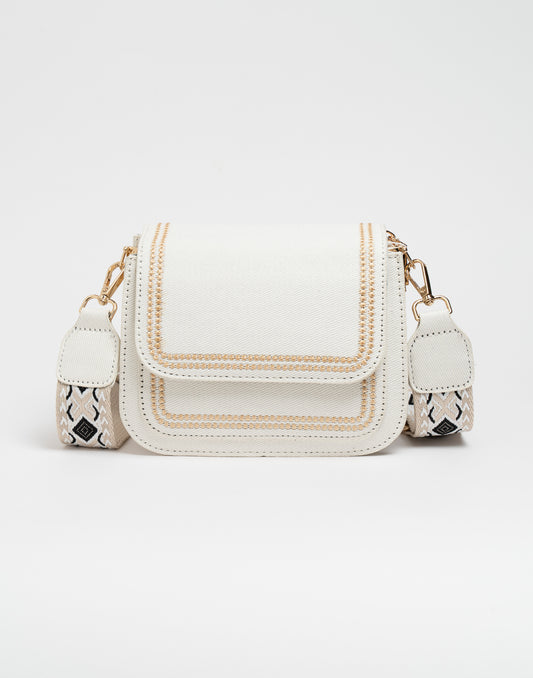 Crossbody tas met bewerkte strap wit
