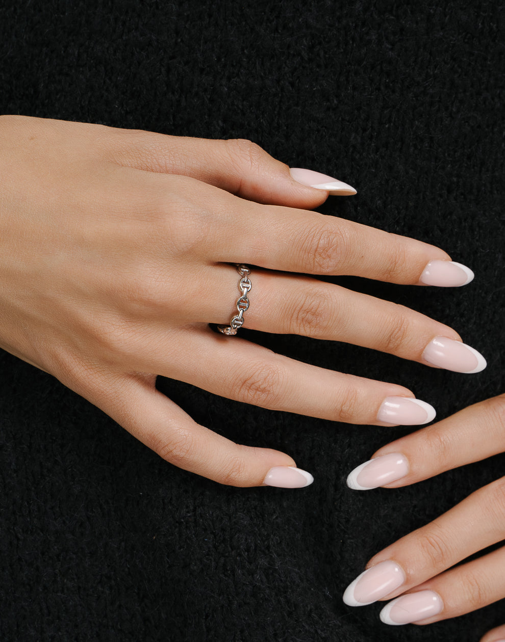 Ring schakelpatroon in zilverkleurig