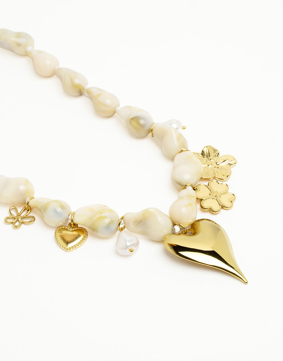 Asymmetrische kralenketting met bedels beige