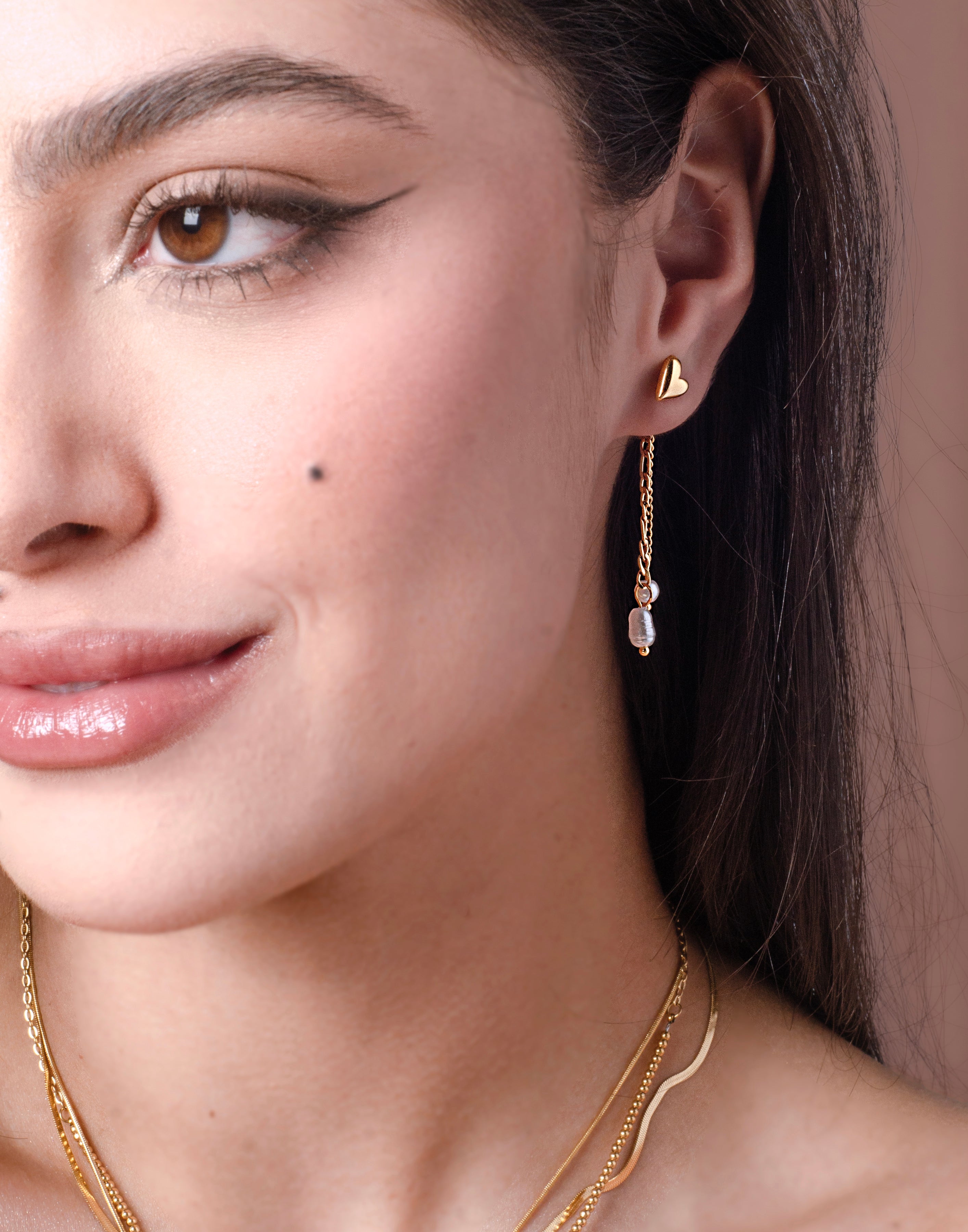 Hartjes studs chain met parels