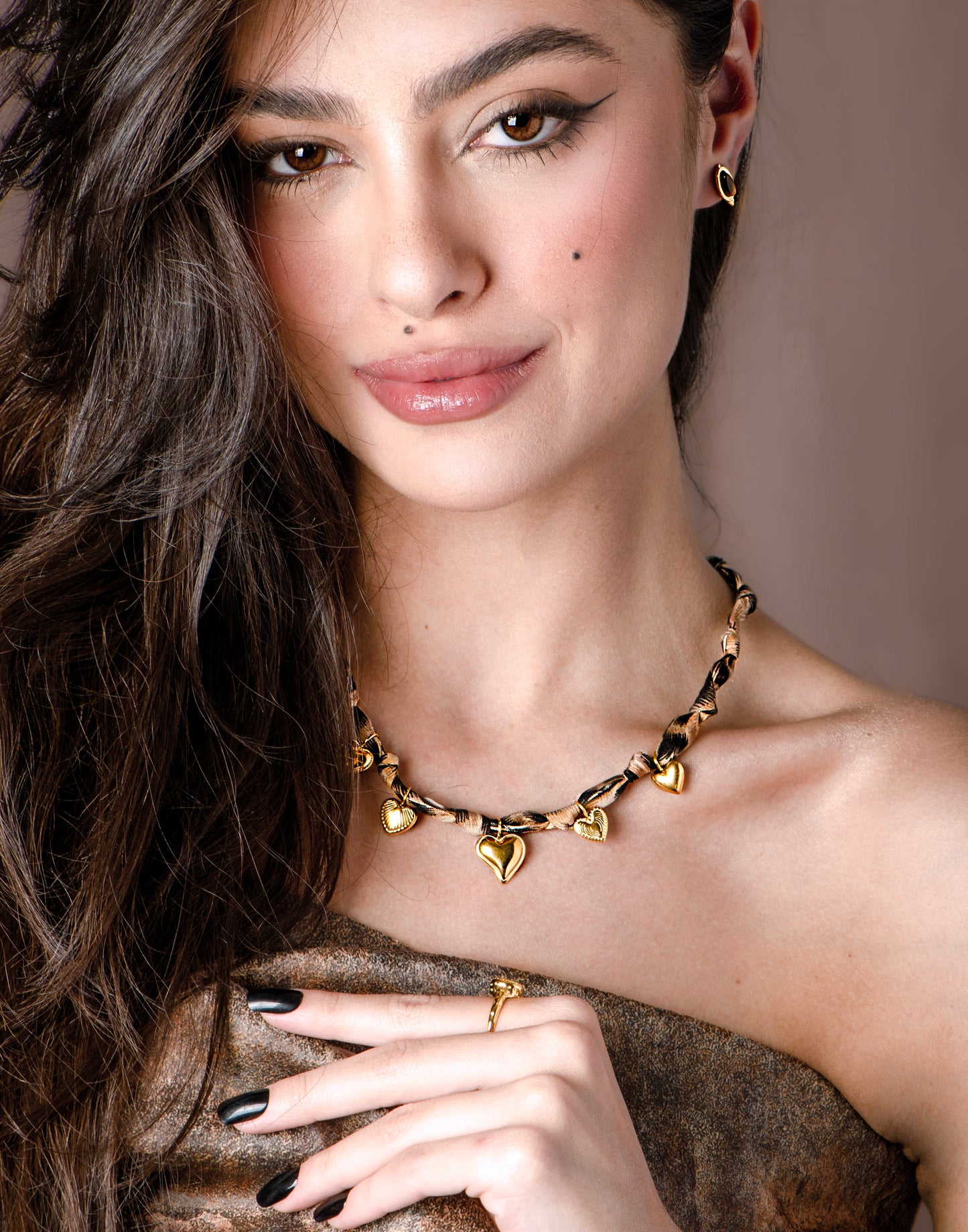 Leopard charm necklace with hearts
