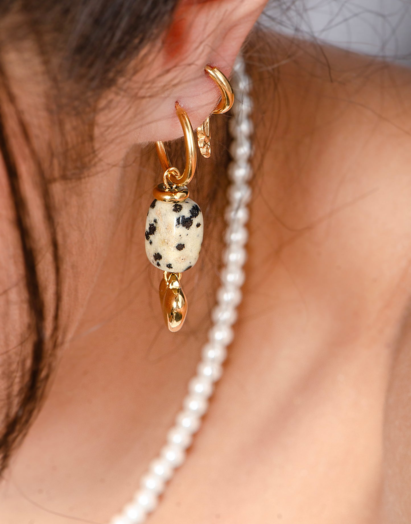 Oorringen steen en hart leopard