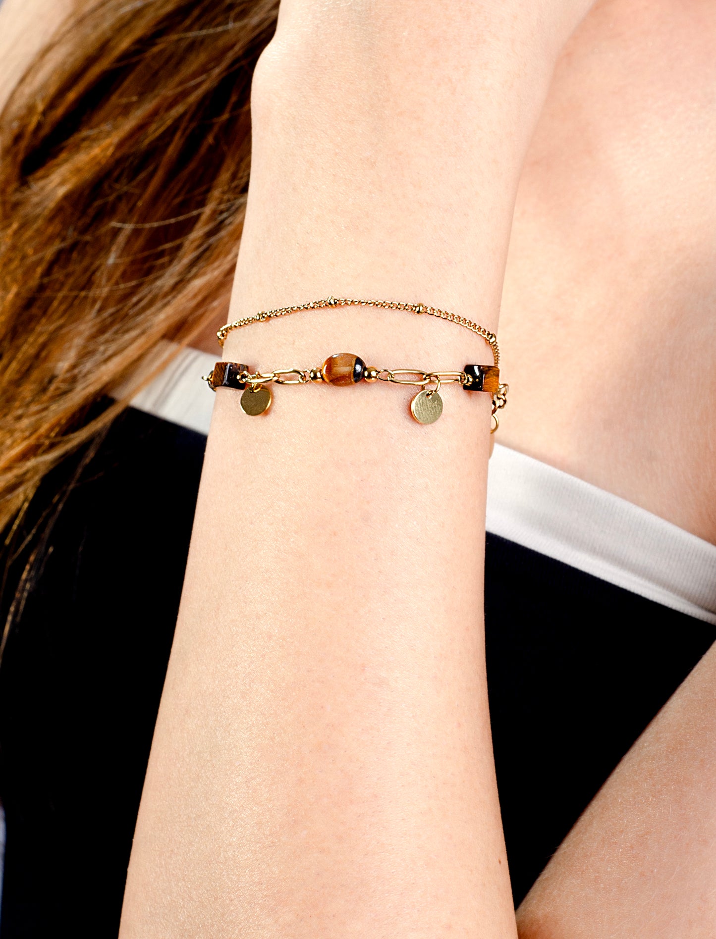 Dubbele armband met bruine kralen