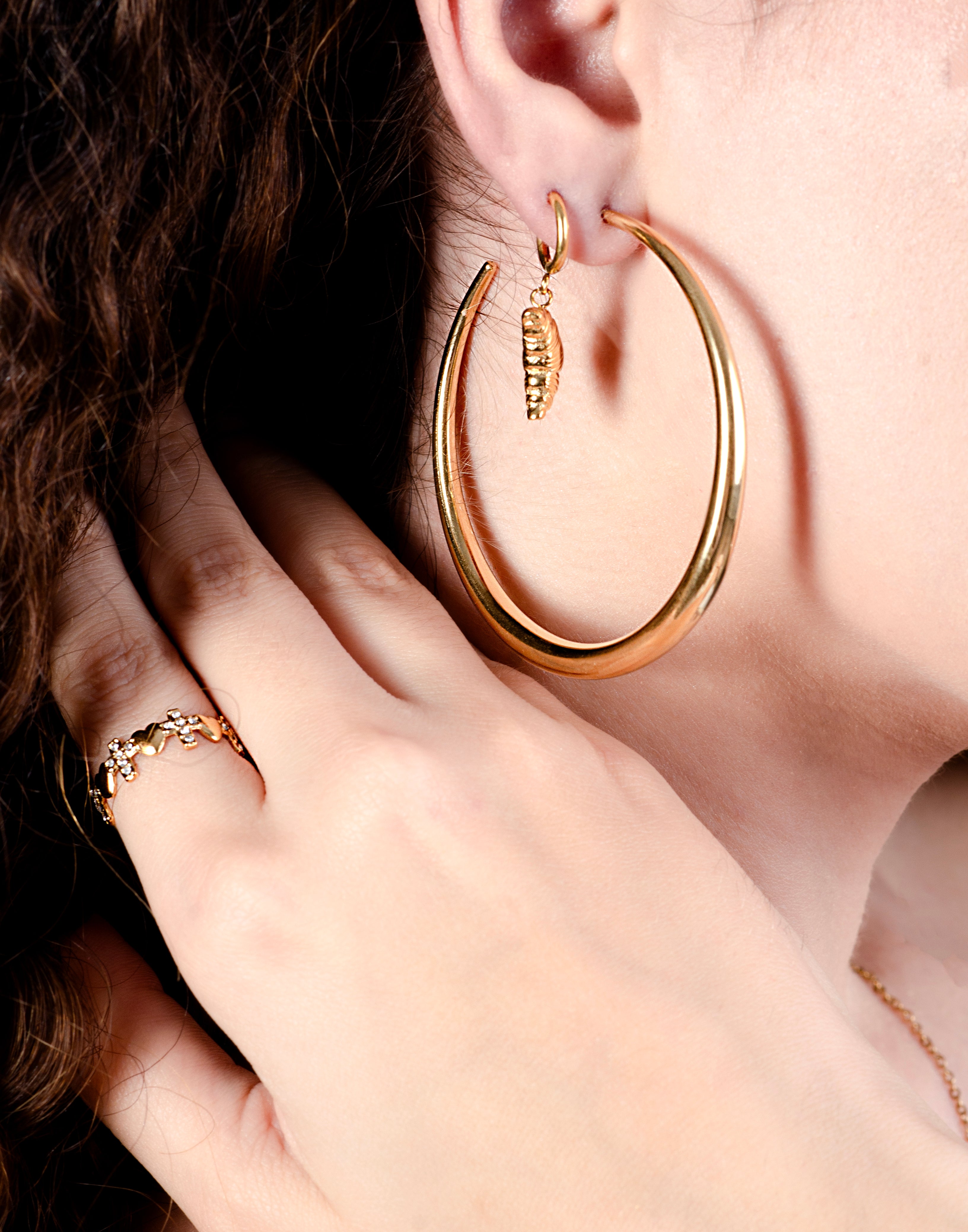 Open oorringen 60mm goudkleurig