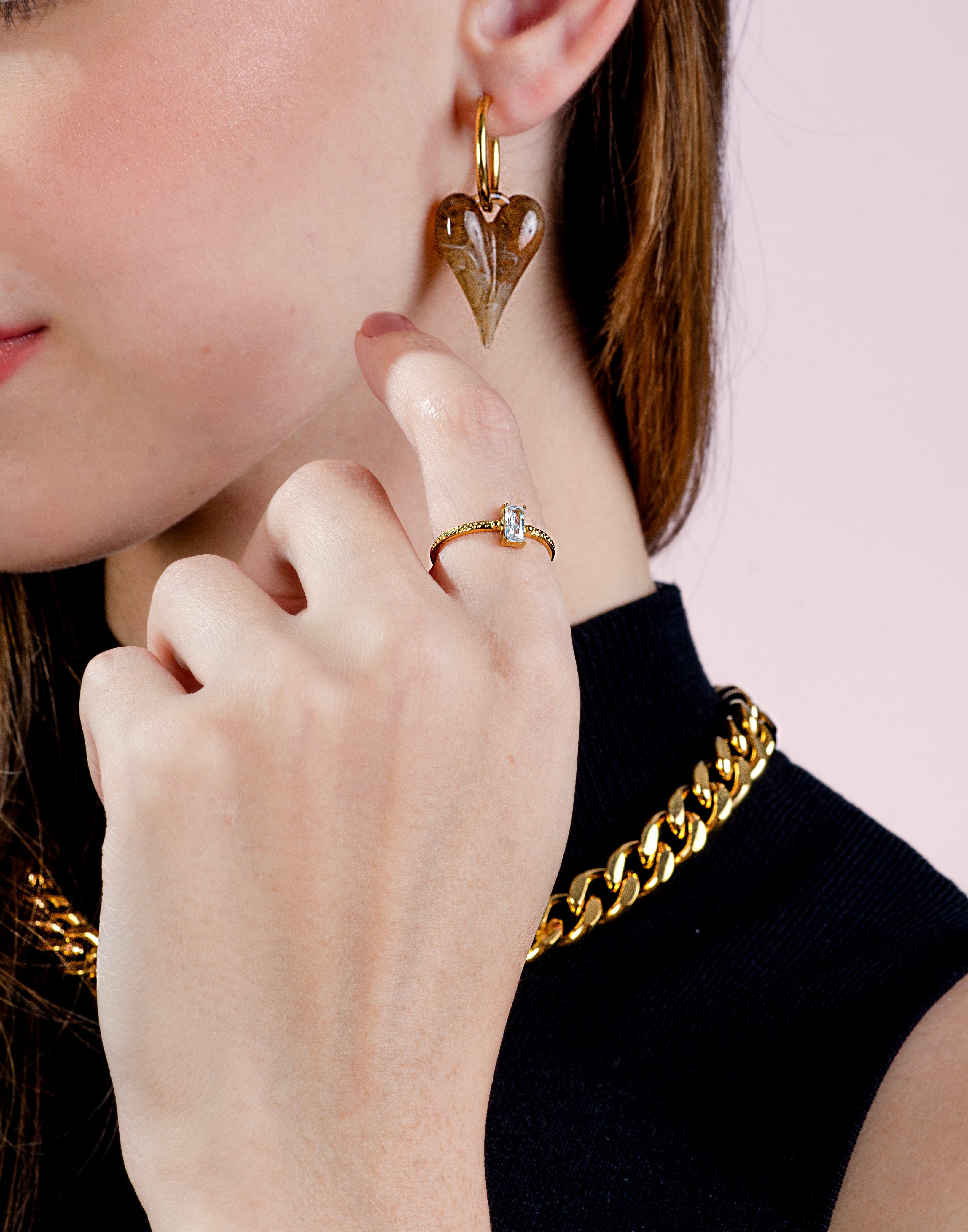 Luxe marble kralenoorbel hart coffee