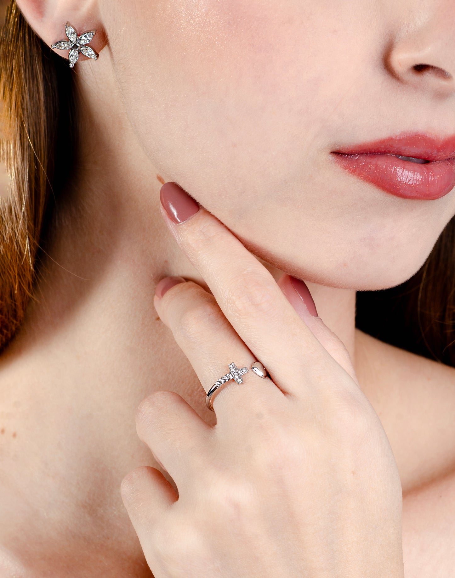 Ring mit Herz- und Kreuzmotiv, silberfarben
