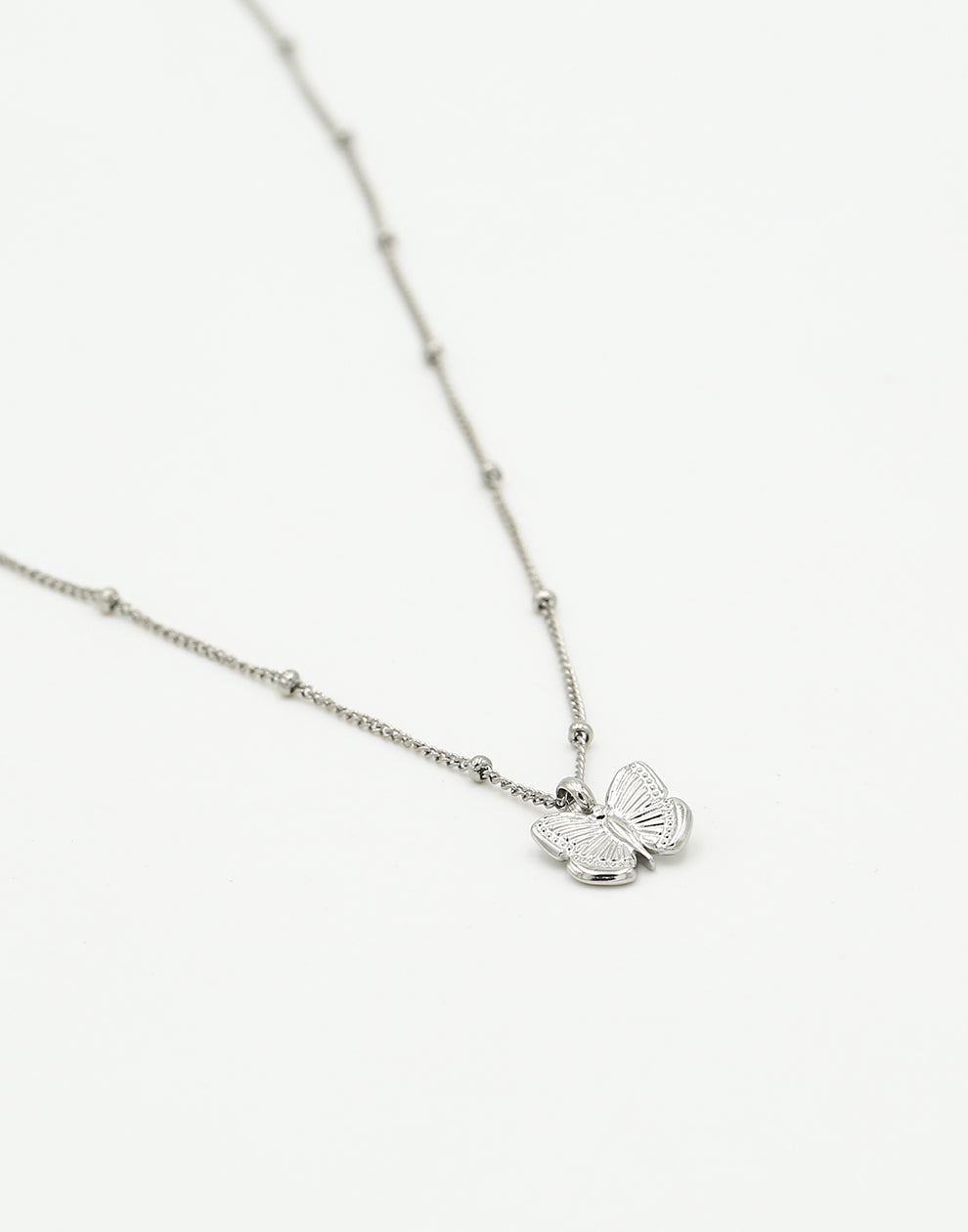 Ketting met vlinder zilverkleurig