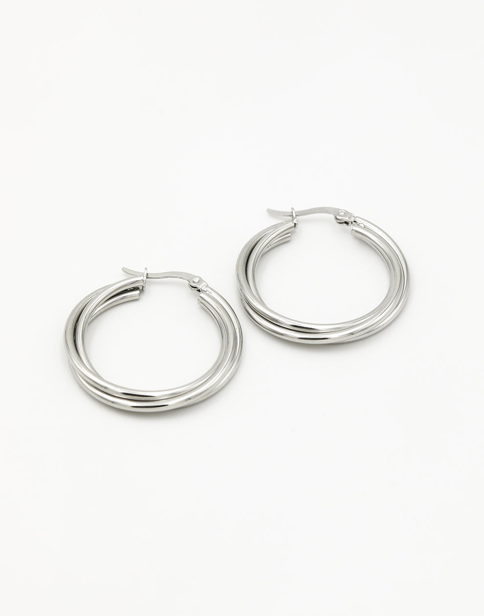 Fijne hoops gevlochten 3cm zilverkleurig