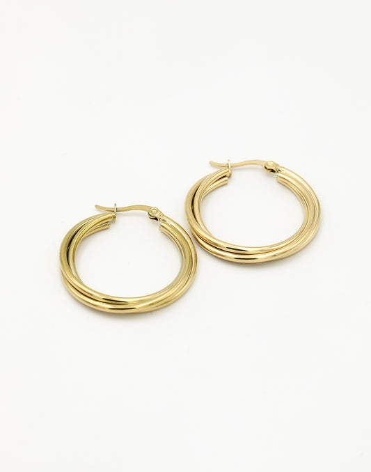 Fijne hoops gevlochten 3cm goudkleurig