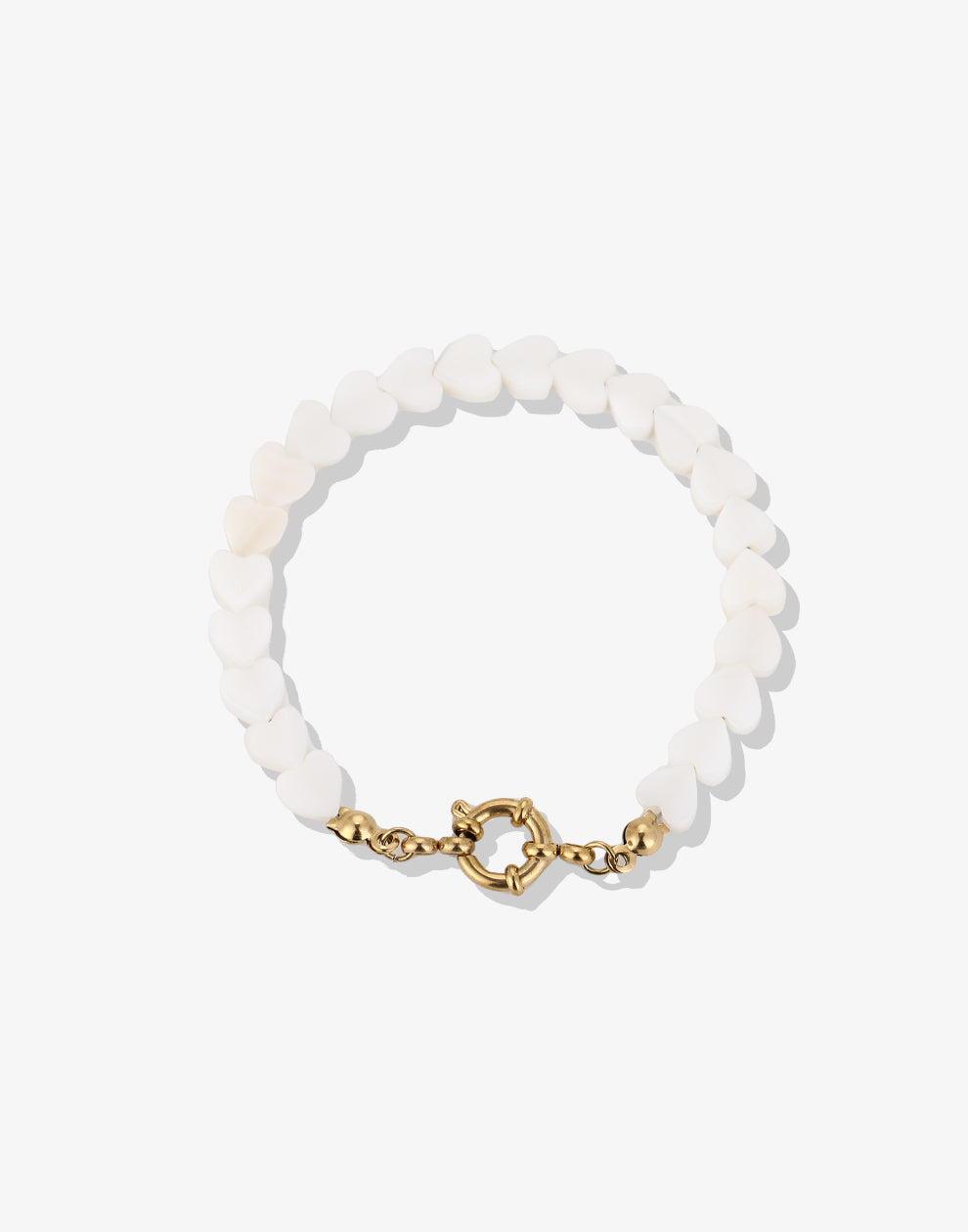 Kralenarmband hartjes wit