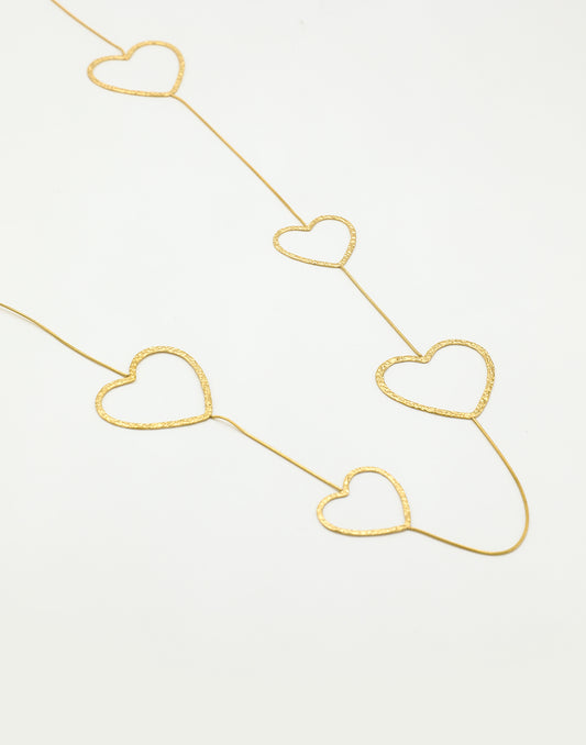 lange ketting grote harten goudkleurig