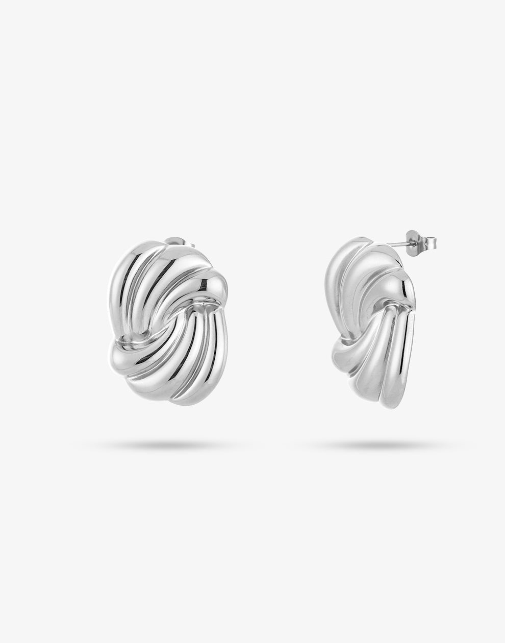Statement oorstekers wave klein zilverkleurig