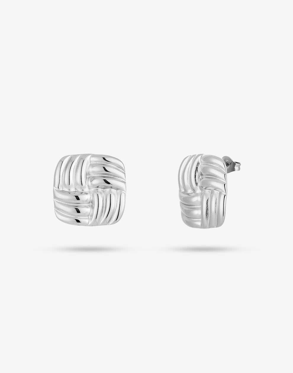 Vierkante statement studs 2cm zilverkleurig