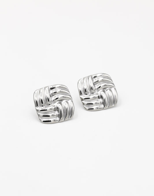 Vierkante statement studs 2cm zilverkleurig