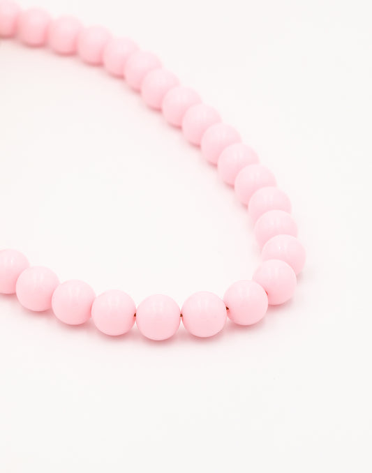 Roze kralenketting