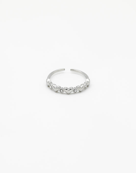 Ring hartjes en steentjes zilverkleurig