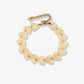 Hartjes kralenarmband beige