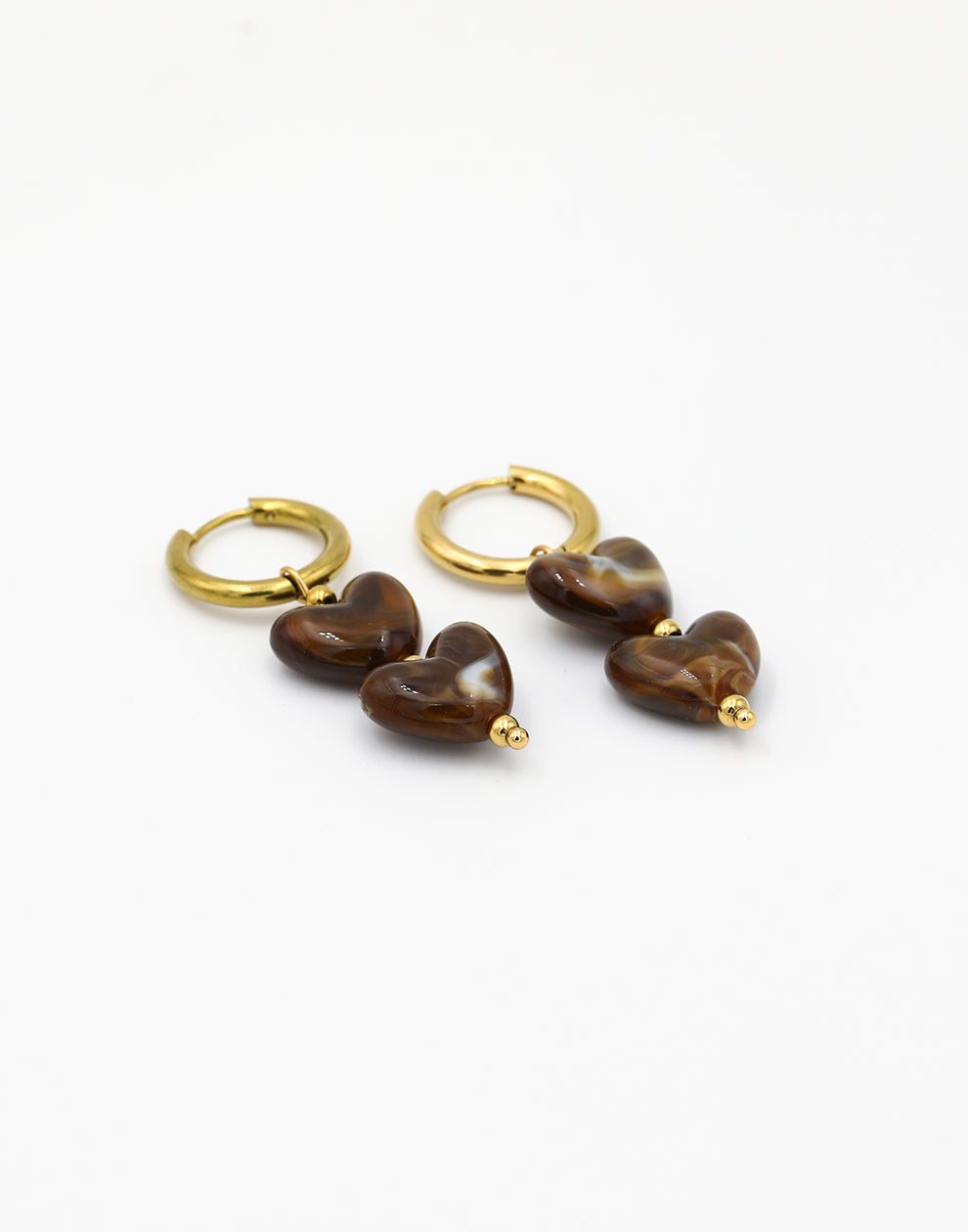 Hartjes kralenoorbellen bruin