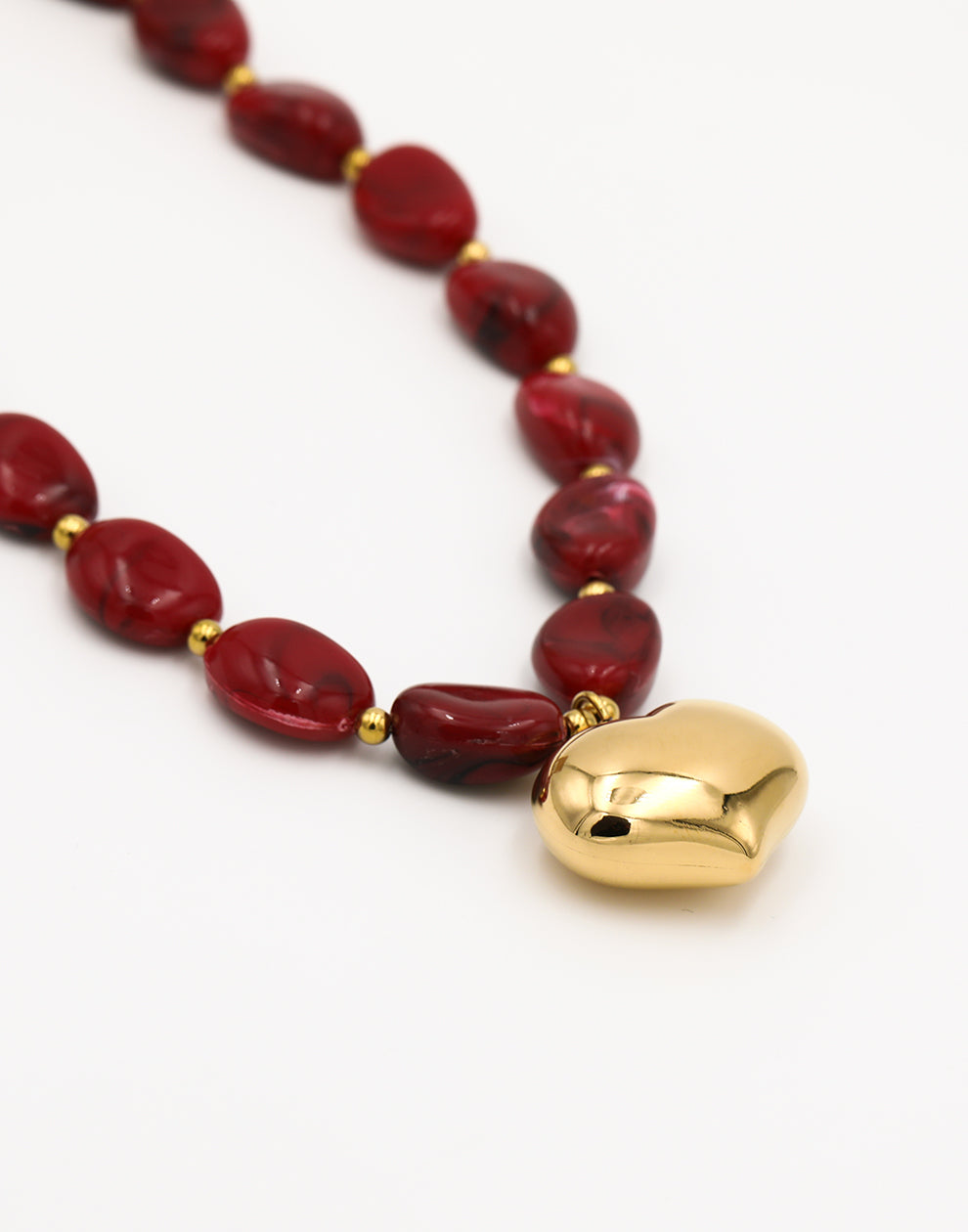 Kralenketting marble met hart rood
