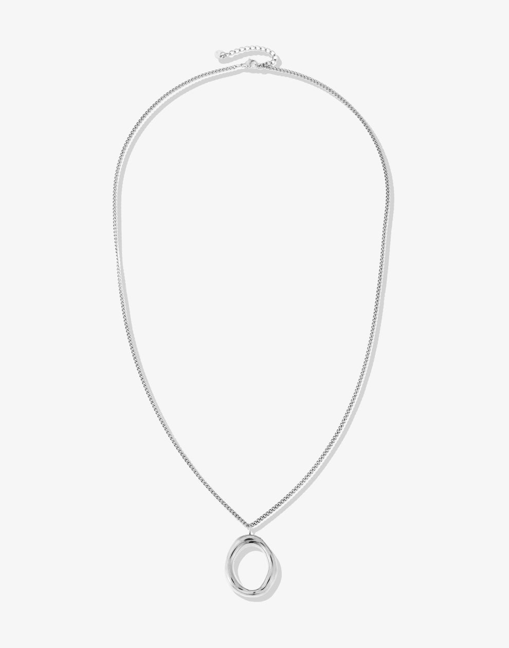 Lange ketting met ovale hanger zilverkleurig