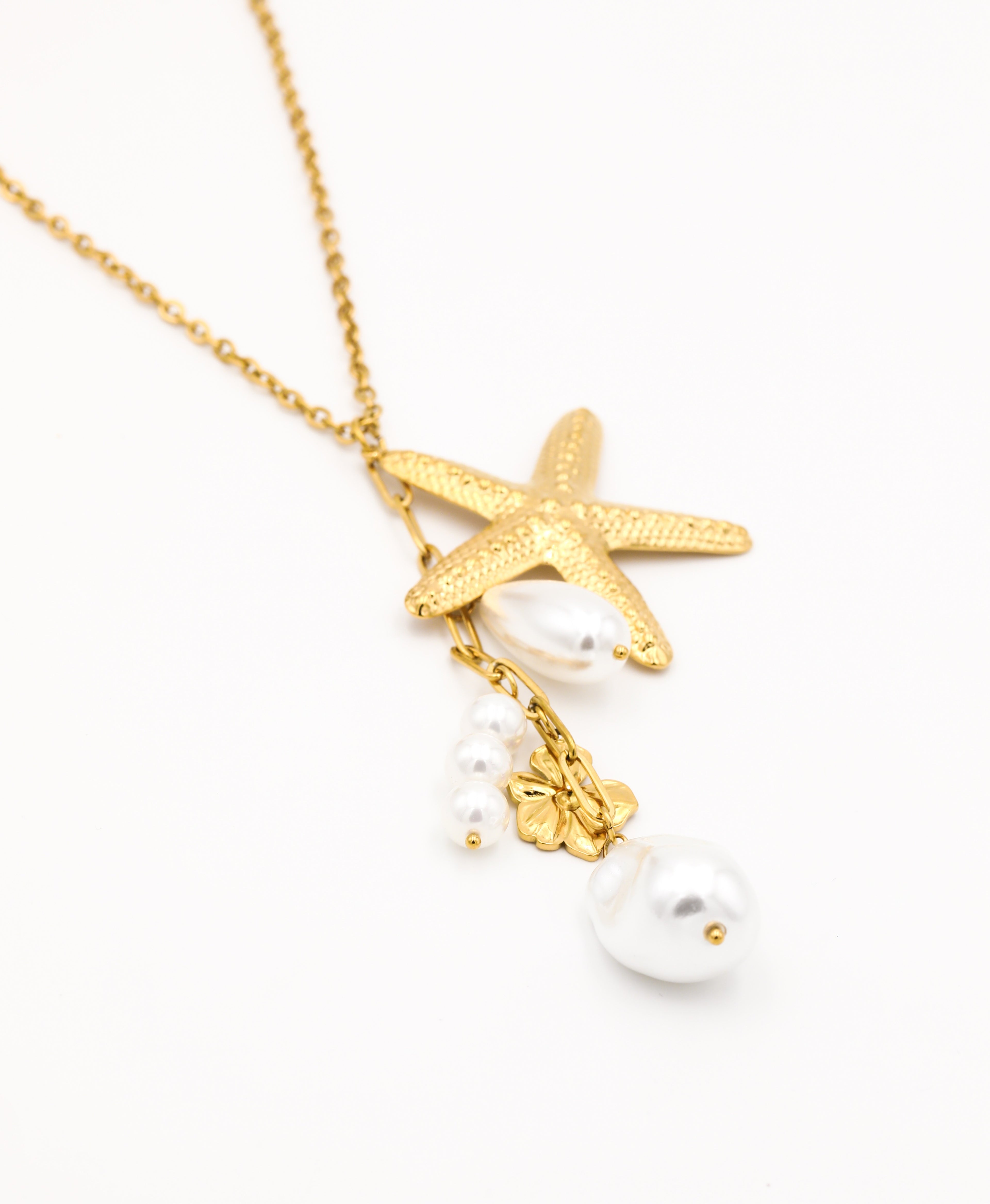 Ketting met zeester bloem en parels