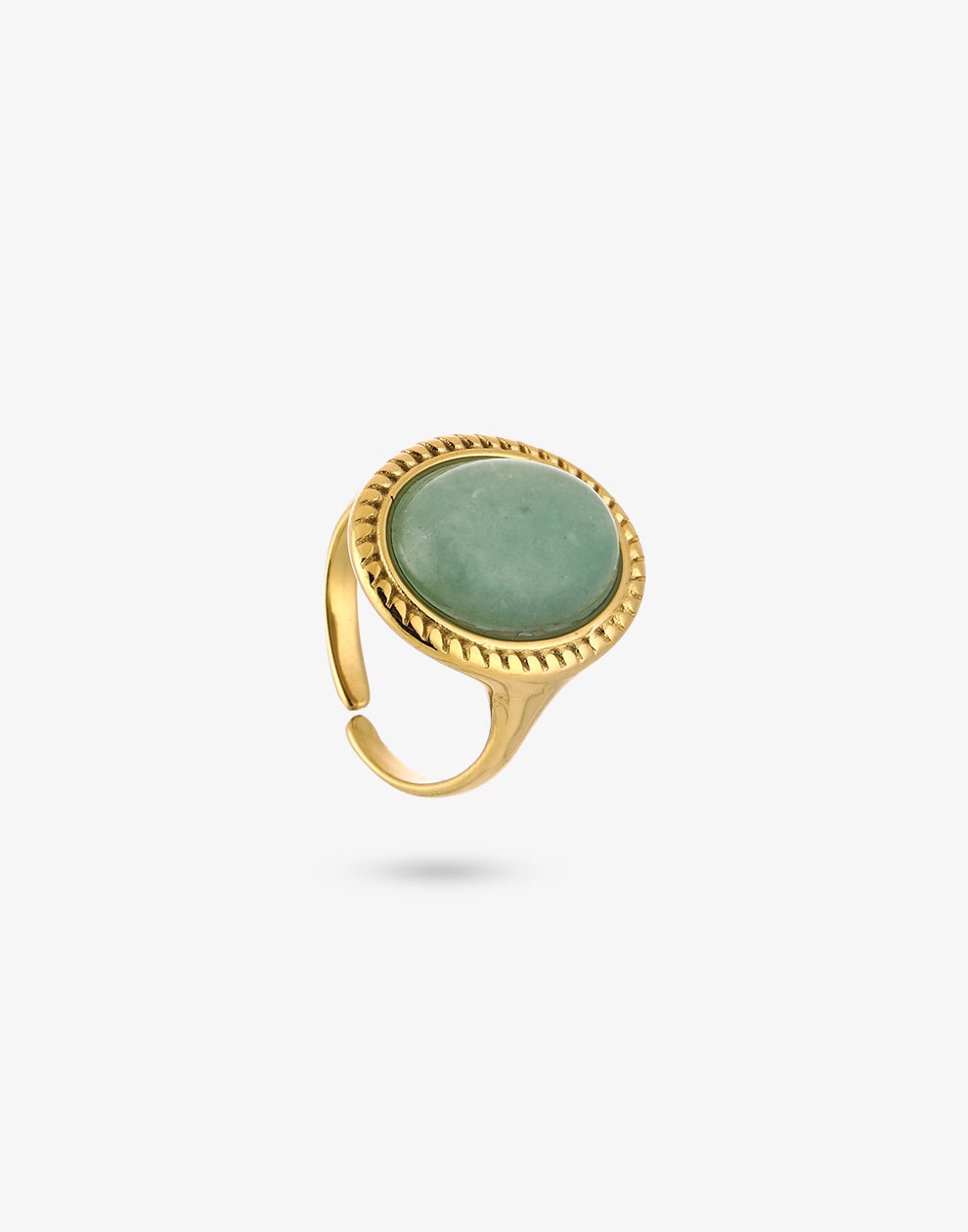 Ring met grote ovale steen lichtgroen