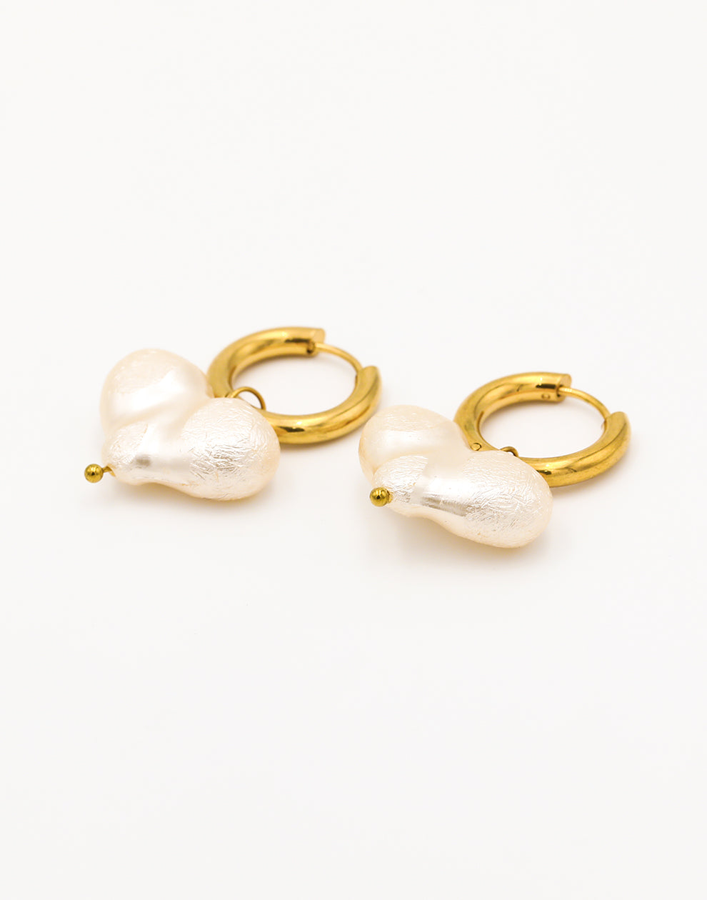 Oorringen parel hartjesvorm